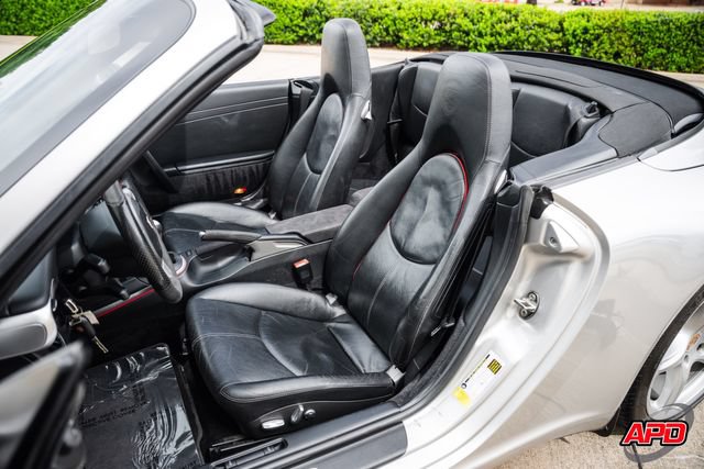 Used 2006 Porsche 911 Carrera S RWD image 4