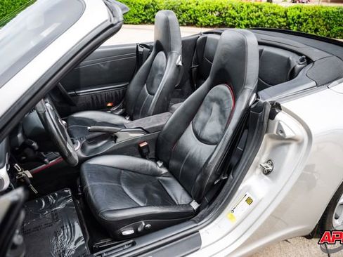 Used 2006 Porsche 911 Carrera S image 4