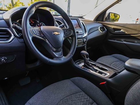 Used 2024 Chevrolet Equinox LT image 7