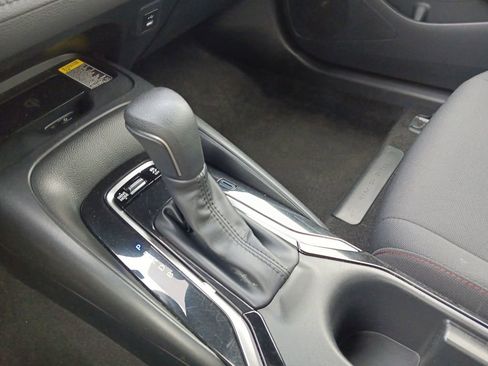 Used 2024 Toyota Corolla SE w/ SE Premium Package image 21