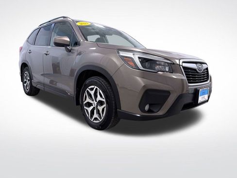 Used 2021 Subaru Forester Premium image 1