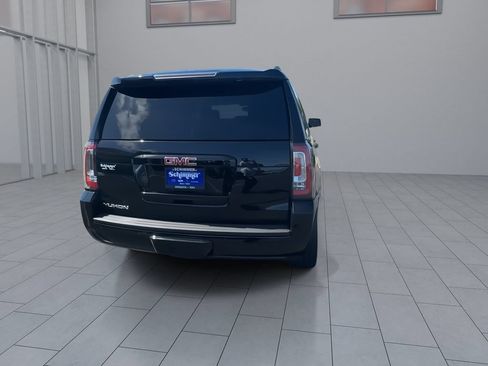 Used 2020 GMC Yukon SLT w/ Premium Edition AWD/4WD image 7