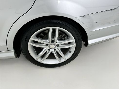 Used 2013 Mercedes-Benz C 250 Sedan image 31