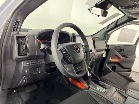 New 2026 Nissan Frontier PRO-4X w/ Pro-4x Convenience Package image 19