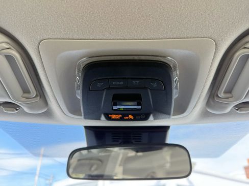 Used 2025 Toyota Corolla LE w/ LE Premium Package FWD image 23