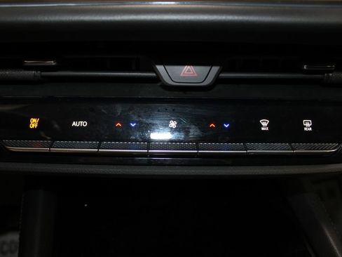 Used 2024 Buick Envision Avenir image 56