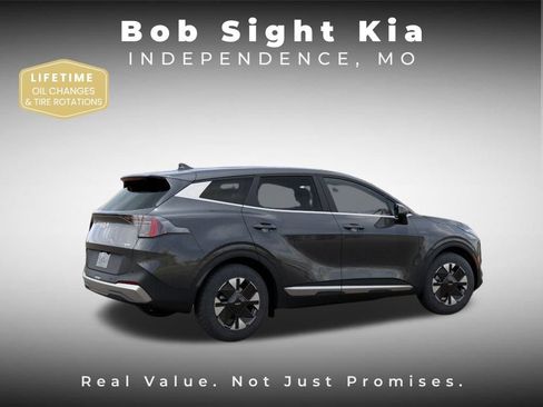 New 2026 Kia Sportage LX image 6