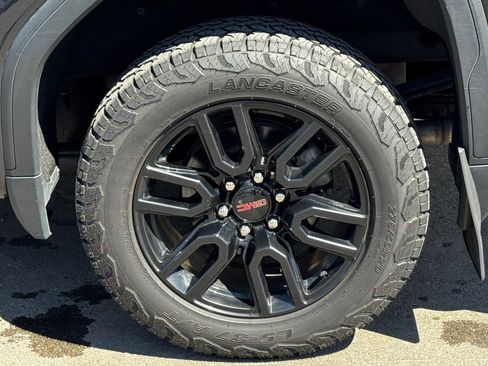 Used 2023 GMC Sierra 1500 Elevation w/ X31 Off-Road Package AWD/4WD image 43