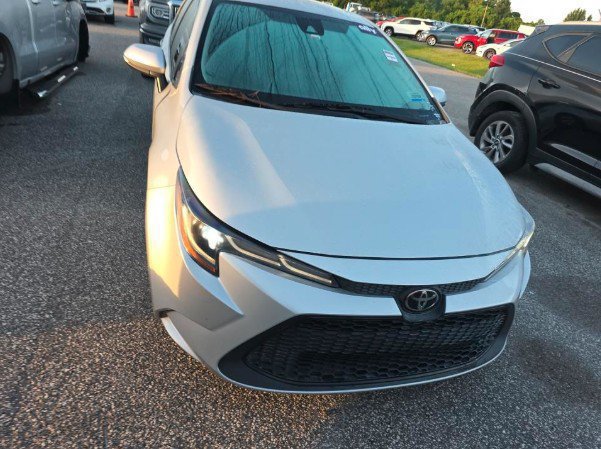 Used 2022 Toyota Corolla XLE FWD image 6