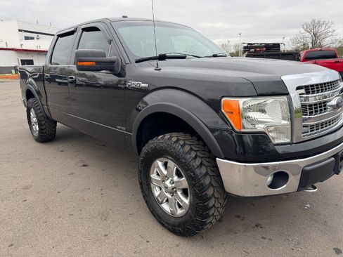 Used 2014 Ford F150 XLT w/ Equipment Group 302A Luxury AWD/4WD image 12