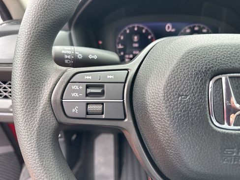 New 2025 Honda Accord SE image 30