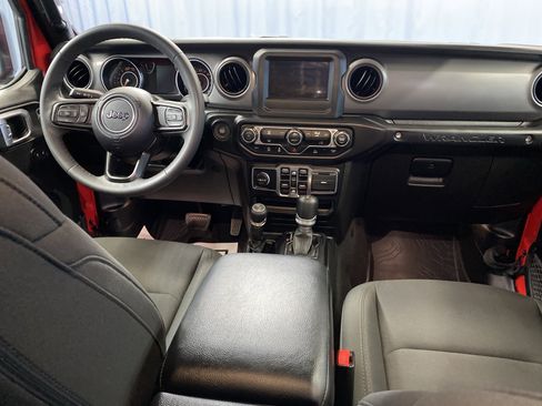 Certified 2023 Jeep Wrangler Willys image 37