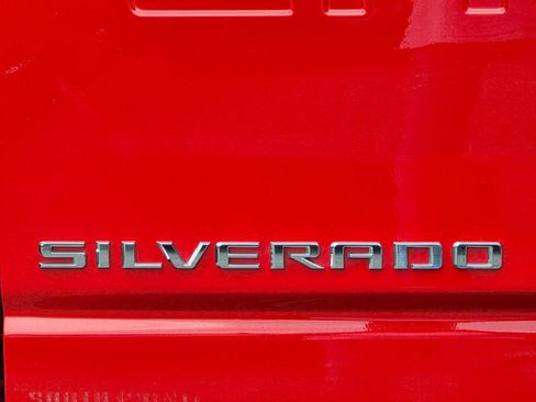 Used 2024 Chevrolet Silverado 2500 Custom w/ Custom Convenience Package AWD/4WD image 38