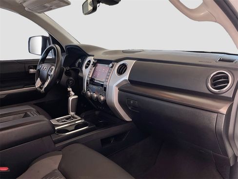 Used 2020 Toyota Tundra SR5 w/ SR5 Upgrade Package image 29