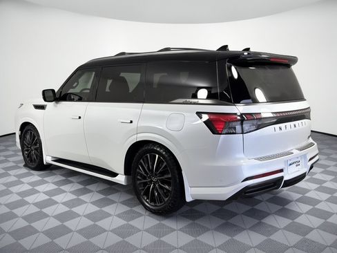 Used 2025 INFINITI QX80 Autograph w/ Autograph Exterior Package AWD/4WD image 3
