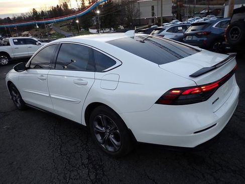 Used 2024 Honda Accord EX image 3