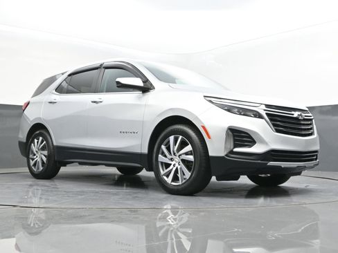 Certified 2022 Chevrolet Equinox LT FWD image 38