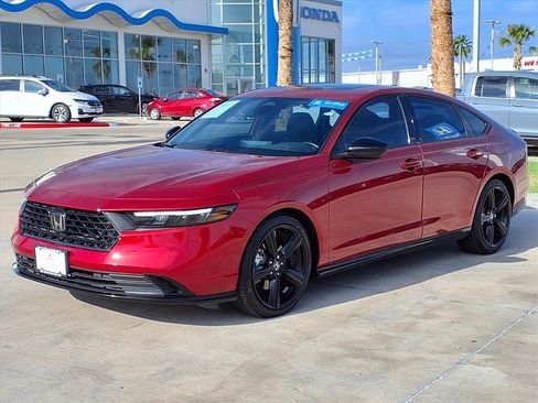 Used 2024 Honda Accord Sport image 3