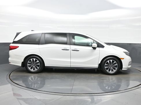 Used 2022 Honda Odyssey EX-L image 7