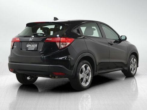 Used 2017 Honda HR-V LX image 5