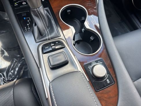 Used 2018 Lexus RX 350 FWD w/ Premium Package image 18