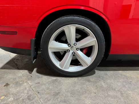 Used 2009 Dodge Challenger SRT8 w/ SRT Option Group II image 43