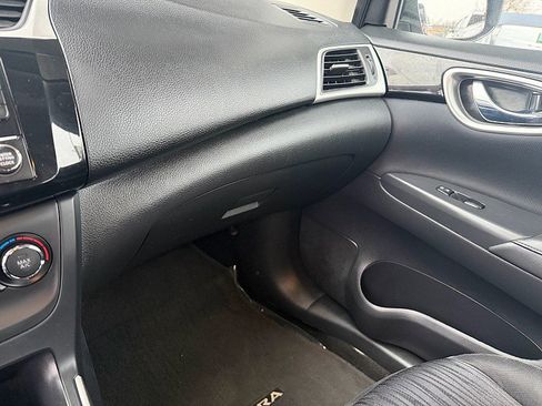 Used 2017 Nissan Sentra SV image 16