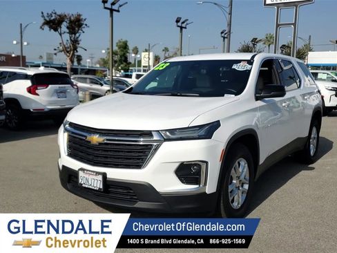 Certified 2023 Chevrolet Traverse LS image 2