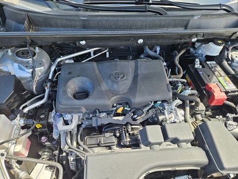 Used 2022 Toyota RAV4 Limited FWD image 21