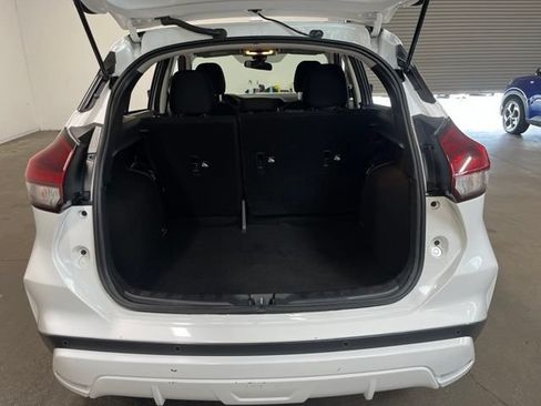 Used 2024 Nissan Kicks S FWD image 16