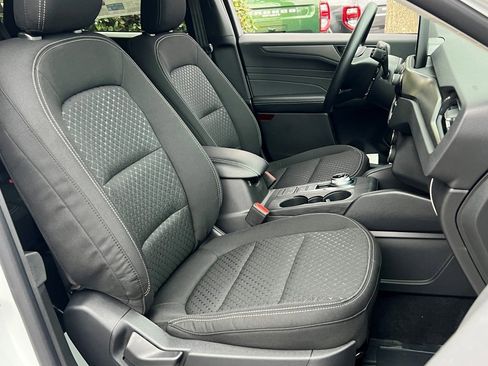 New 2026 Ford Escape Active image 8