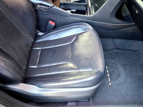 Used 2016 Hyundai Azera Limited image 31