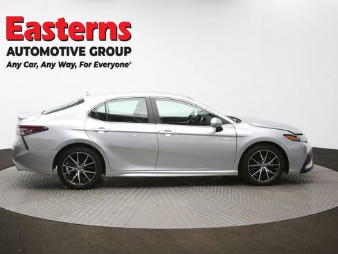 Used 2023 Toyota Camry SE FWD image 44