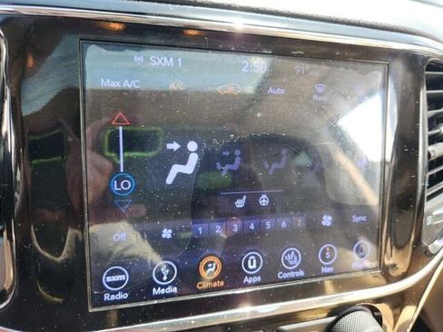Used 2019 Jeep Grand Cherokee Limited AWD/4WD image 24