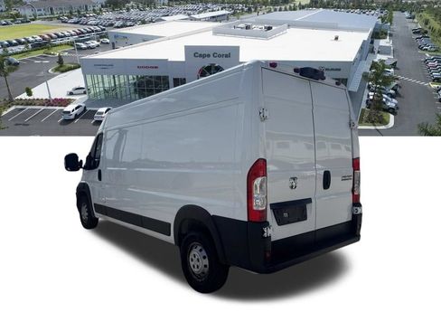 Used 2023 RAM ProMaster 2500 FWD image 4