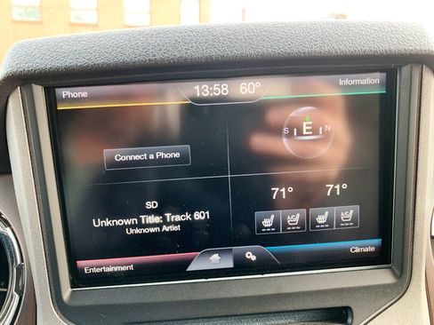 Used 2016 Ford F350 Lariat image 7