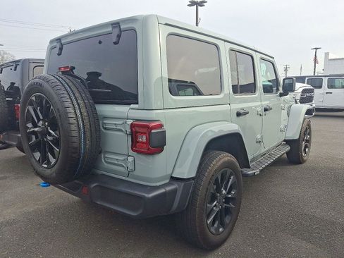 Used 2024 Jeep Wrangler Sahara w/ Technology Group image 6