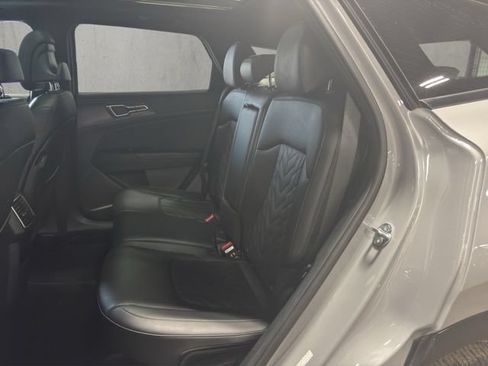 Used 2023 Kia Sportage X-Line w/ X-Line Premium Package AWD/4WD image 7