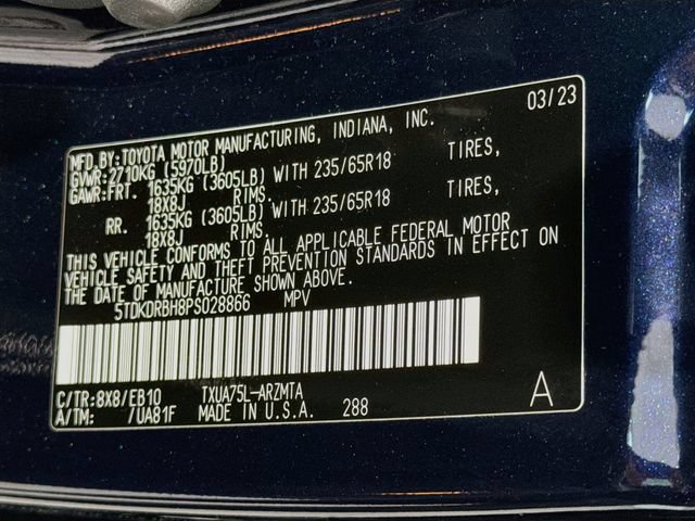 Used 2023 Toyota Highlander XLE AWD/4WD image 24