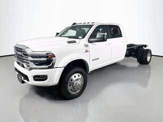 New 2026 RAM 4500 4x4 Crew Cab DRW w/ Laramie Trim Package video 3