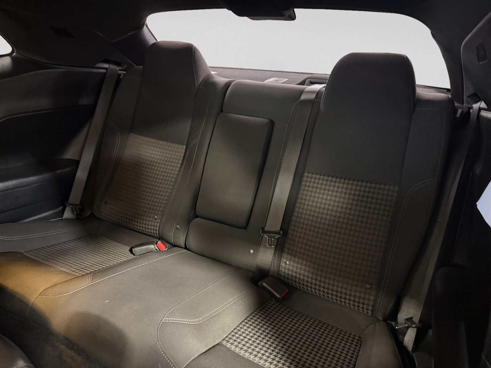Used 2019 Dodge Challenger SXT RWD image 20
