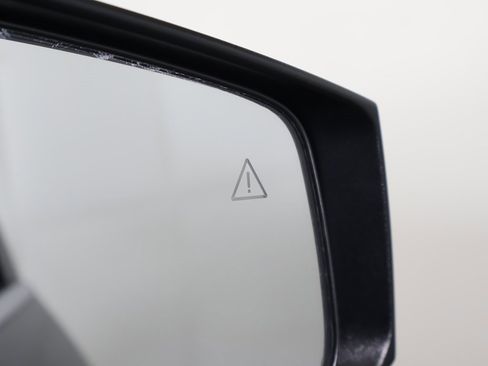 Used 2023 Kia Sportage EX image 36