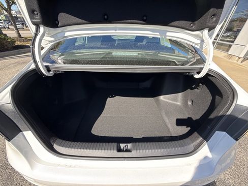 Used 2025 Honda Accord SE image 34