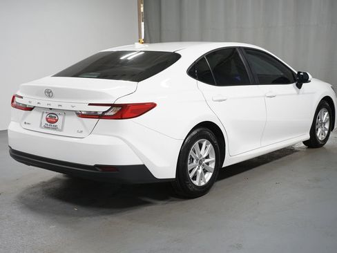 Certified 2025 Toyota Camry LE image 8
