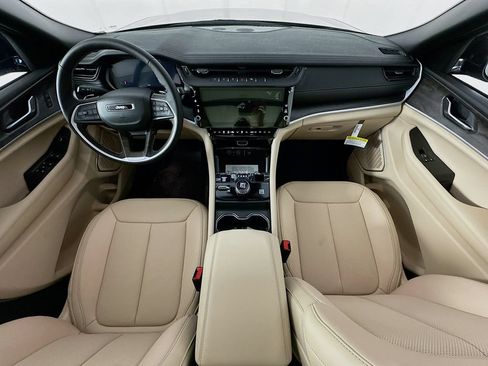 New 2026 Jeep Grand Cherokee L Limited AWD/4WD image 9