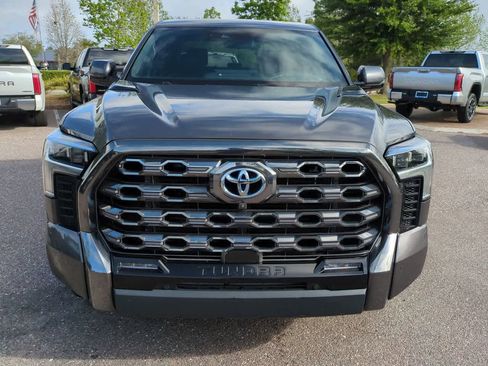 Used 2022 Toyota Tundra Platinum image 9