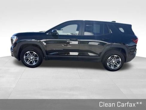 Used 2025 GMC Terrain Elevation w/ Technology Package II AWD/4WD image 9