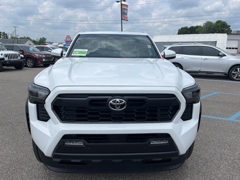 New 2025 Toyota Tacoma TRD Off-Road image 2