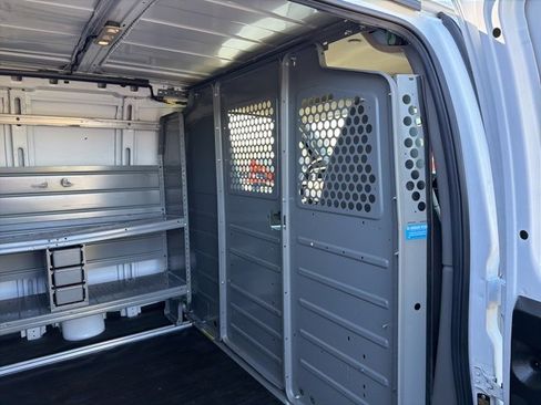 Used 2022 Chevrolet Express 2500 w/ Driver Convenience Package image 11