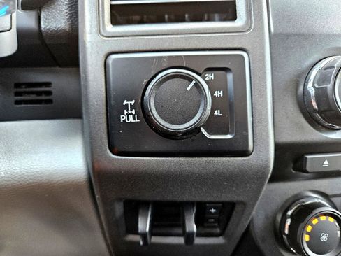 Used 2017 Ford F350 XL image 42